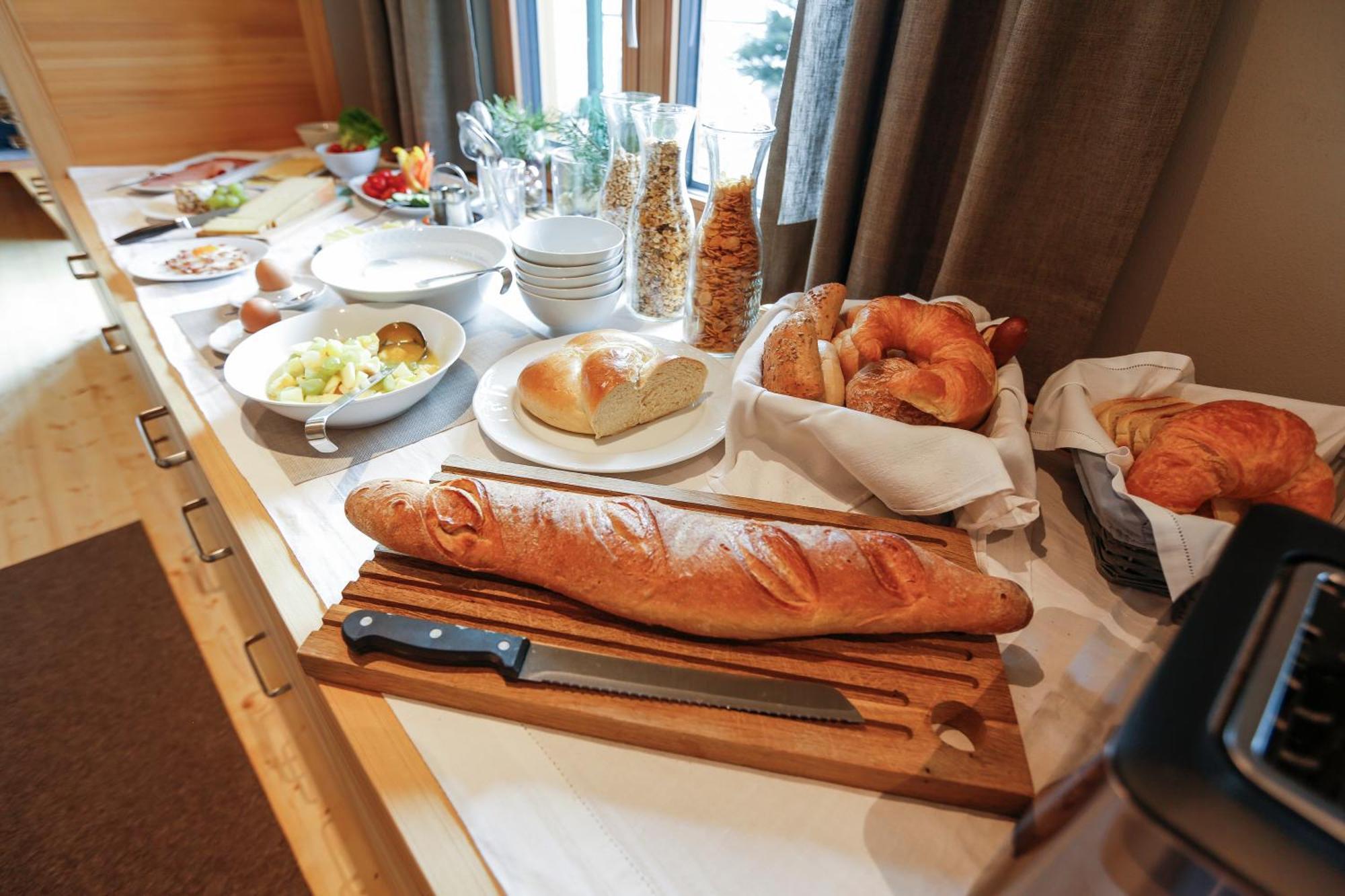 Bed and Breakfast Haus Sonnblick Stuben am Arlberg Exterior foto